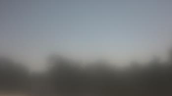 Weather camera view of Lincoln Elementary School.