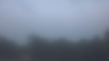 Weather camera view of Lincoln Elementary School.