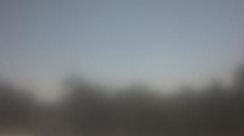 Weather camera view of Lincoln Elementary School.