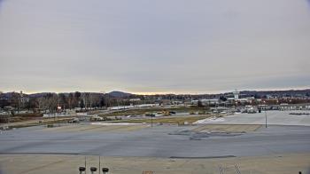 Weather camera view of Harrisburg International Airport.