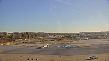 Weather camera view of Harrisburg International Airport.