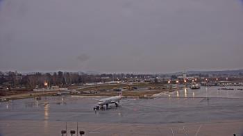 Weather camera view of Harrisburg International Airport.