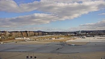 Weather camera view of Harrisburg International Airport.