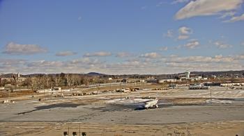 Weather camera view of Harrisburg International Airport.