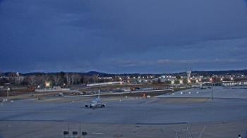 Weather camera view of Harrisburg International Airport.