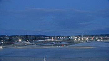 Weather camera view of Harrisburg International Airport.