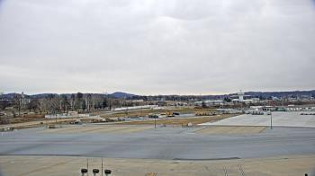 Weather camera view of Harrisburg International Airport.