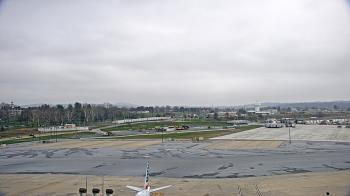 Weather camera view of Harrisburg International Airport.
