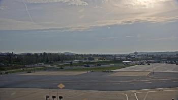 Weather camera view of Harrisburg International Airport.