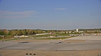 Weather camera view of Harrisburg International Airport.