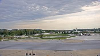 Weather camera view of Harrisburg International Airport.
