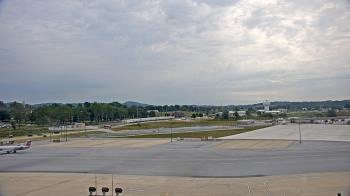 Weather camera view of Harrisburg International Airport.