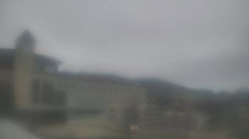 Weather camera view of Lincoln Park Performing Arts Charter School.