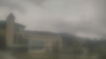 Weather camera view of Lincoln Park Performing Arts Charter School.