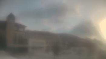 Weather camera view of Lincoln Park Performing Arts Charter School.