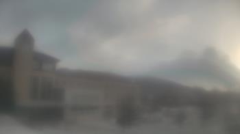 Weather camera view of Lincoln Park Performing Arts Charter School.