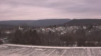 Weather camera view of Juniata High School.