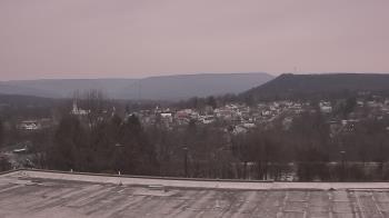 Weather camera view of Juniata High School.