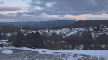 Weather camera view of Juniata High School.