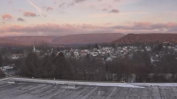 Weather camera view of Juniata High School.