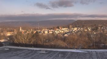 Weather camera view of Juniata High School.
