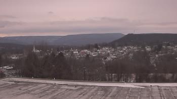 Weather camera view of Juniata High School.
