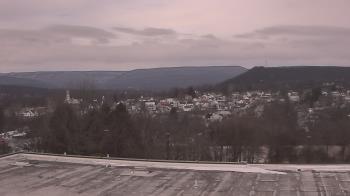 Weather camera view of Juniata High School.