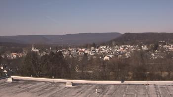 Weather camera view of Juniata High School.