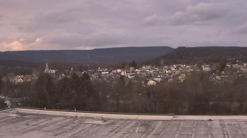 Weather camera view of Juniata High School.