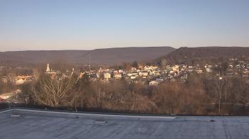 Weather camera view of Juniata High School.