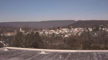 Weather camera view of Juniata High School.