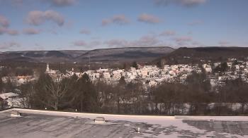 Weather camera view of Juniata High School.