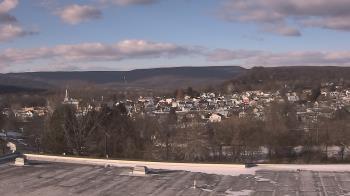 Weather camera view of Juniata High School.