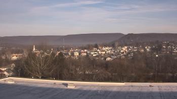 Weather camera view of Juniata High School.
