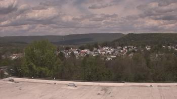 Weather camera view of Juniata High School.