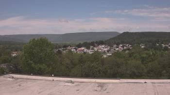 Weather camera view of Juniata High School.