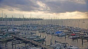 Weather camera view of Mandarin Holiday Marina.