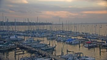 Weather camera view of Mandarin Holiday Marina.