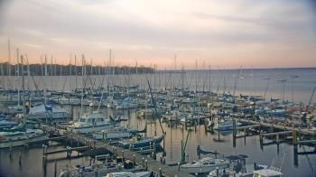 Weather camera view of Mandarin Holiday Marina.