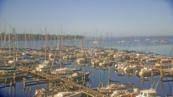 Weather camera view of Mandarin Holiday Marina.