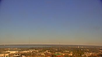 Weather camera view of Midflorida Credit Union.