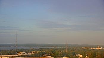 Weather camera view of Midflorida Credit Union.