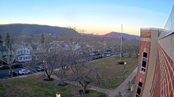 Weather camera view of Millersburg MS.