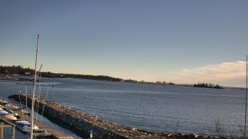 Weather camera view of Beach Point Club.