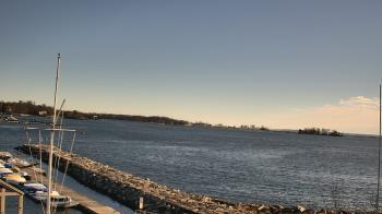 Weather camera view of Beach Point Club.