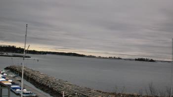 Weather camera view of Beach Point Club.