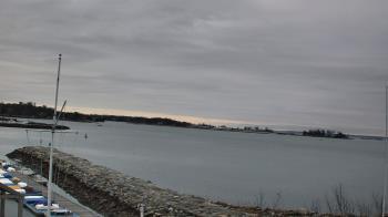 Weather camera view of Beach Point Club.