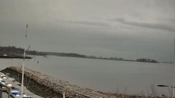 Weather camera view of Beach Point Club.