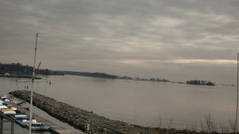 Weather camera view of Beach Point Club.