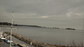 Weather camera view of Beach Point Club.